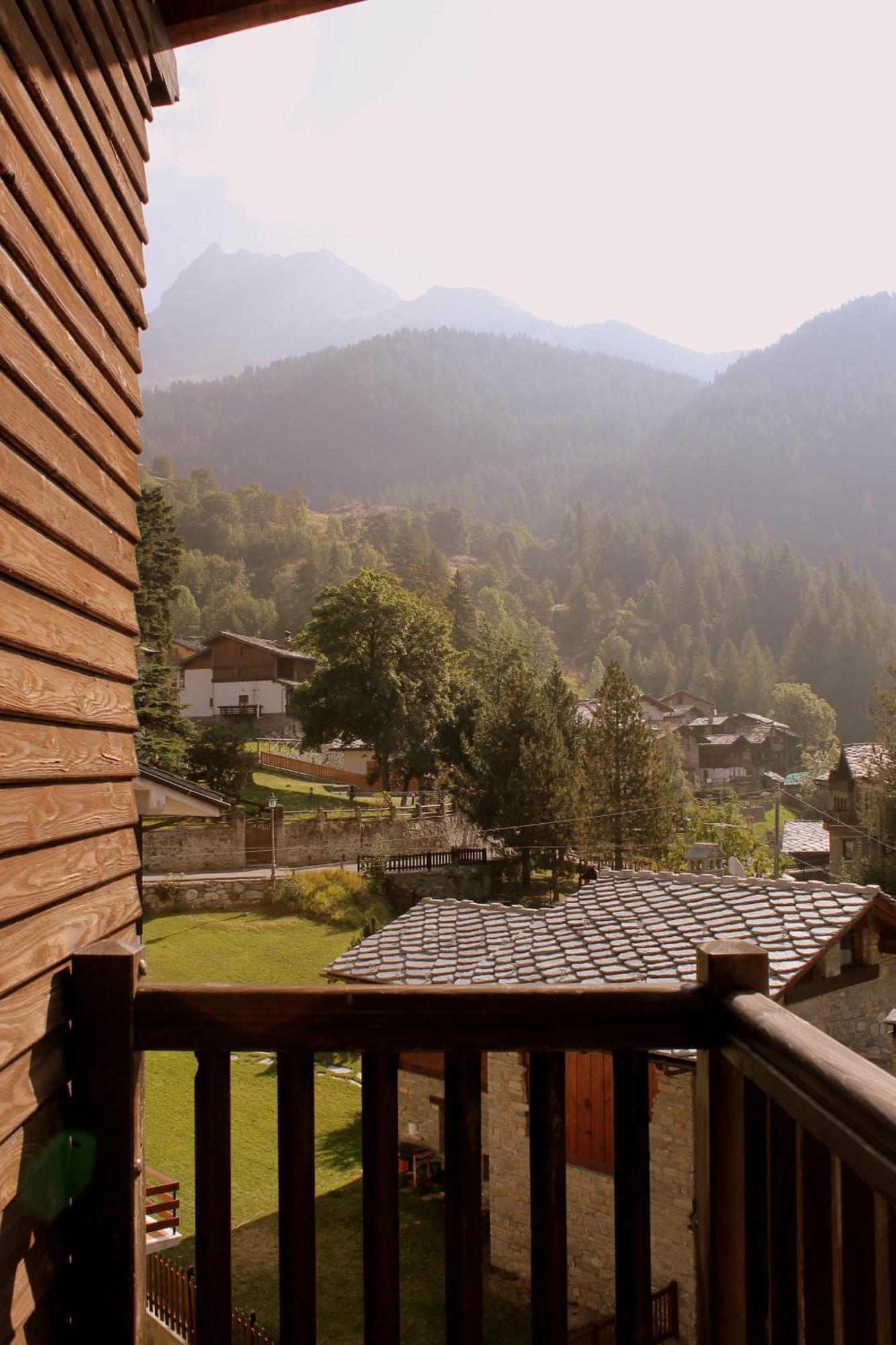 Punta Margherita Hotel Valtournenche Exterior photo